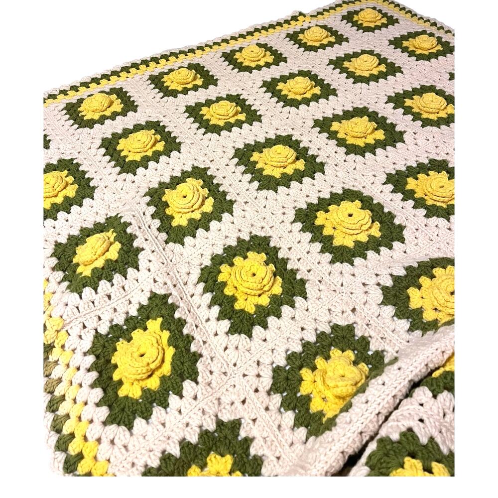 Vintage Crochet 3D Yellow Rose Afghan Blanket 84” x 50” MINT Granny Grandmacore